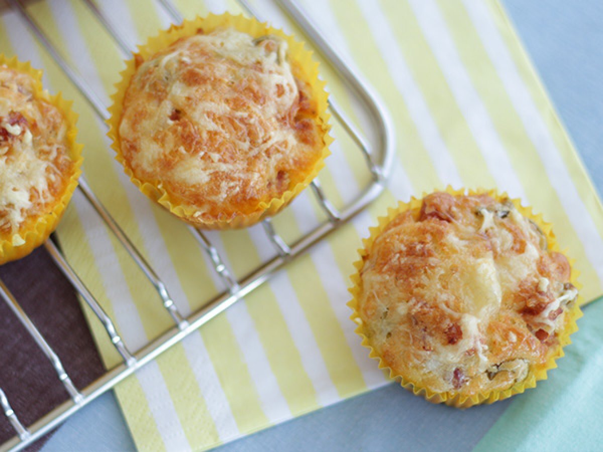 Muffins salati con olive e prosciutto - foto 2