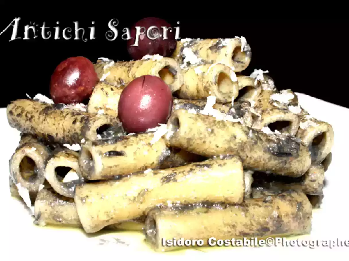 Napoli in cucina: E maccarune d’o gravunaro.