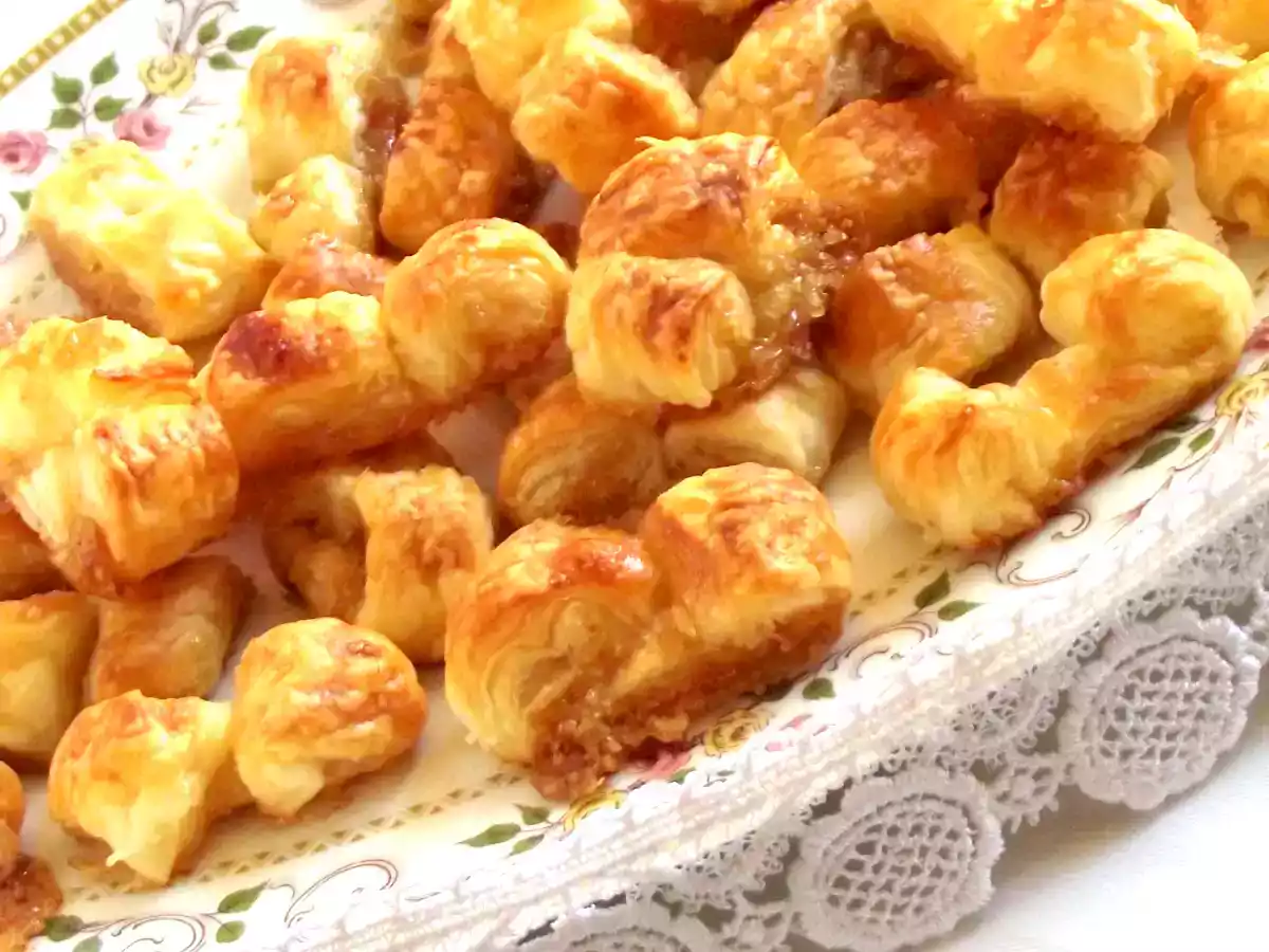 Nastrini di pasta sfoglia