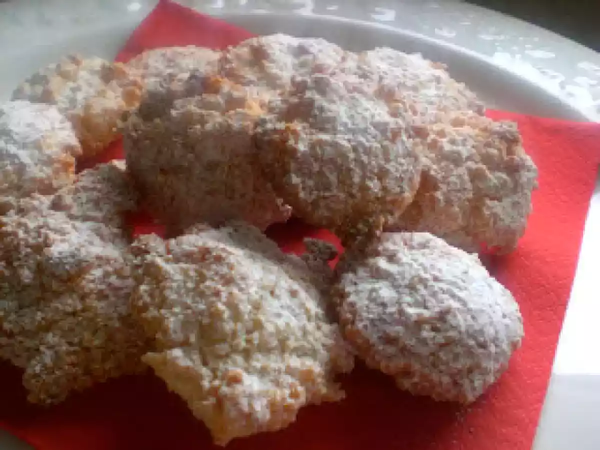 Natalini (ovvero Biscotti alla farina di mandorle)