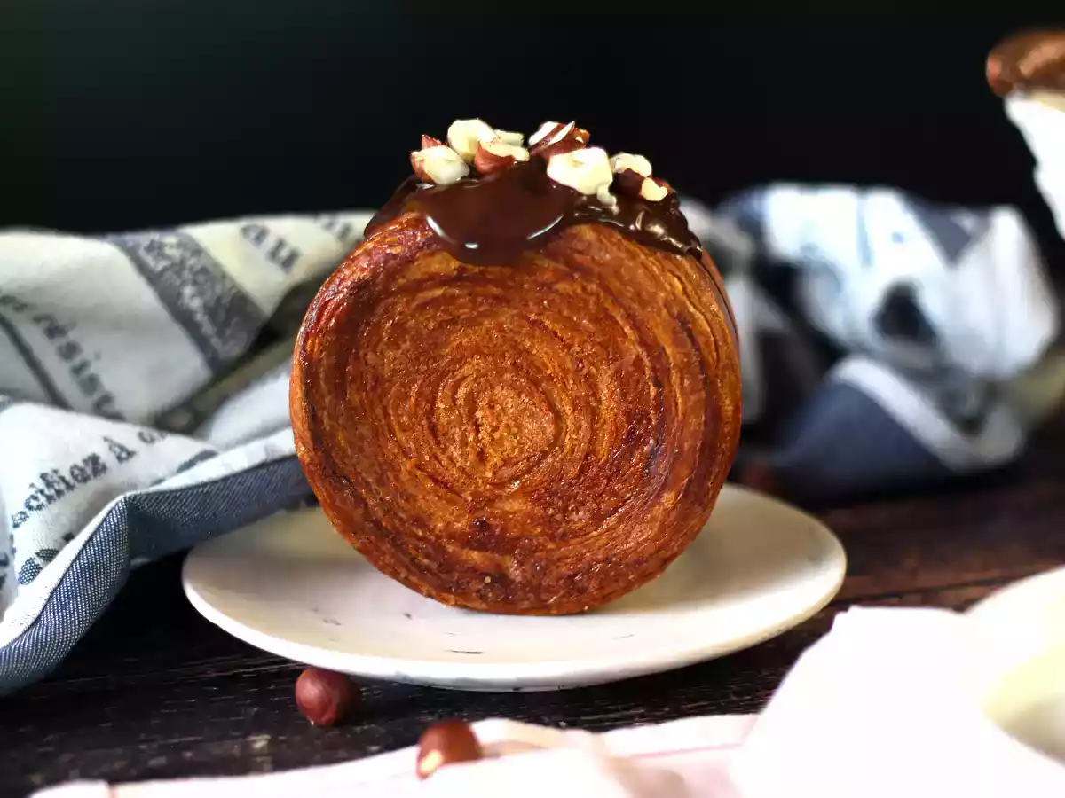 New York Rolls, le girelle di sfoglia lievitata con crema pasticcera e cioccolato - foto 3