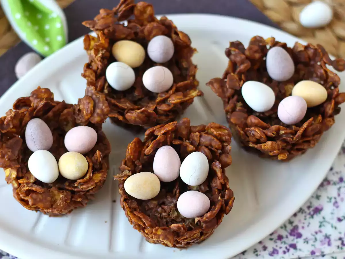Nidi di Pasqua al cioccolato con cornflakes croccanti - foto 4