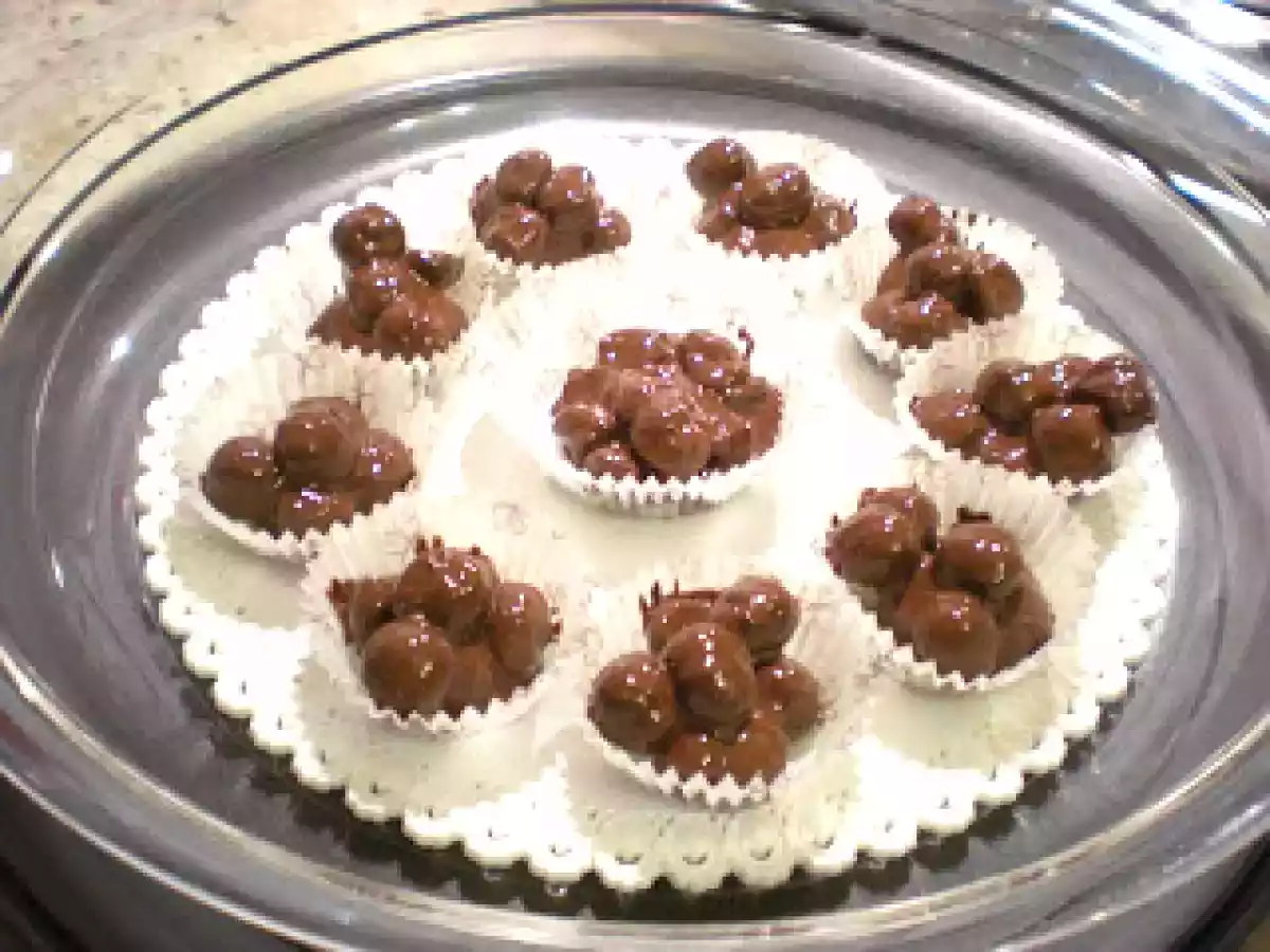 NOCCIOLE TOSTATE AL CIOCCOLATO FONDENTE - foto 2