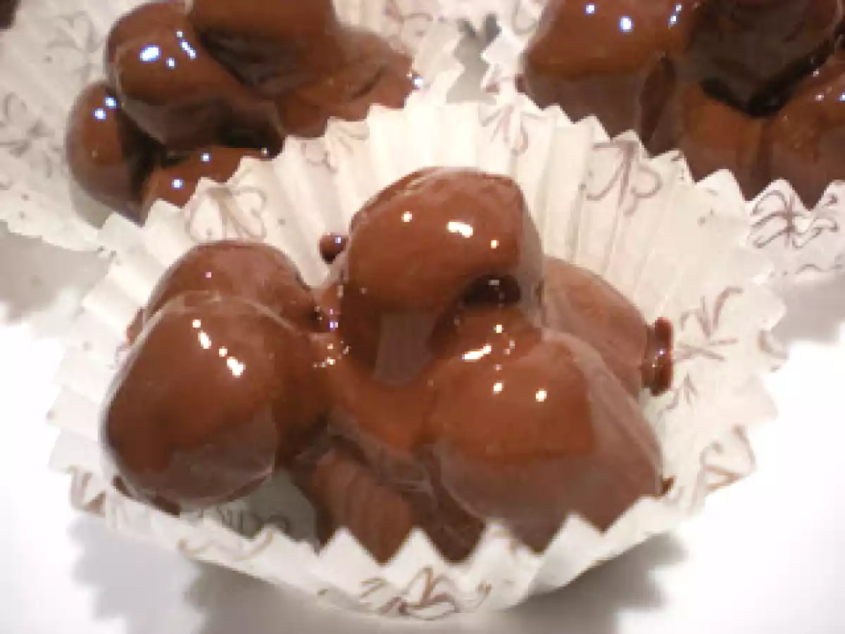 NOCCIOLE TOSTATE AL CIOCCOLATO FONDENTE - foto 3