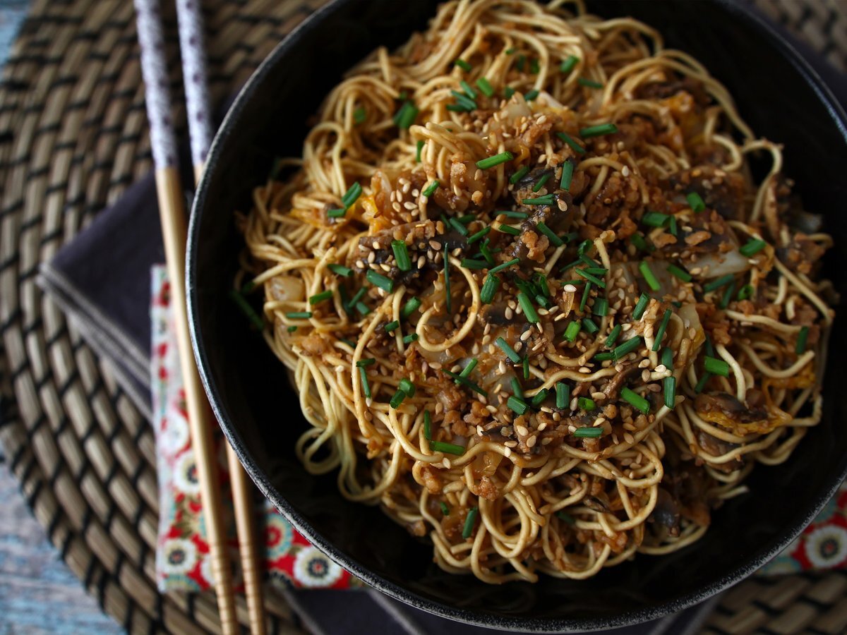 Noodles vegetariani con proteine di soia testurizzate - foto 5