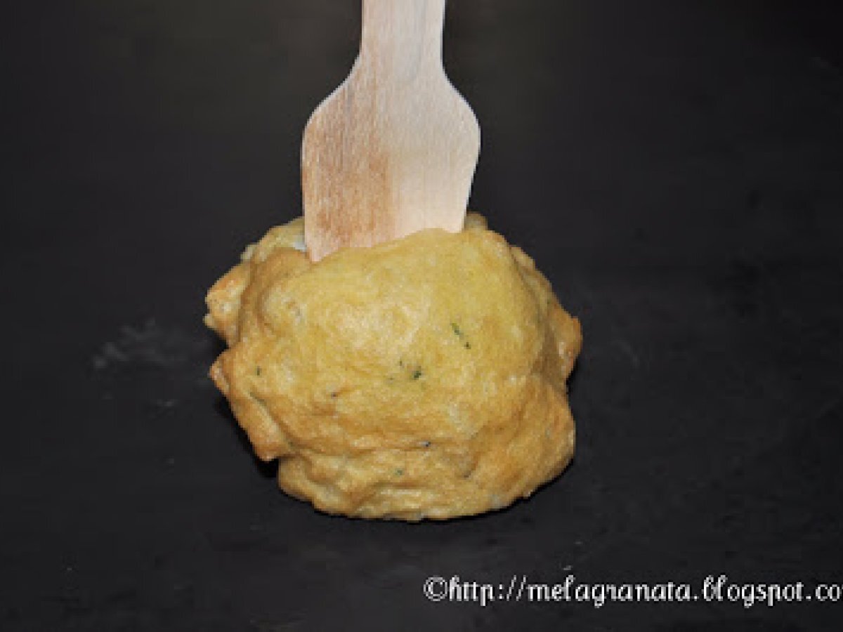 Nuvole di Liguria. Frisceu de gianchetti, ovvero frittelle di bianchetti - foto 2