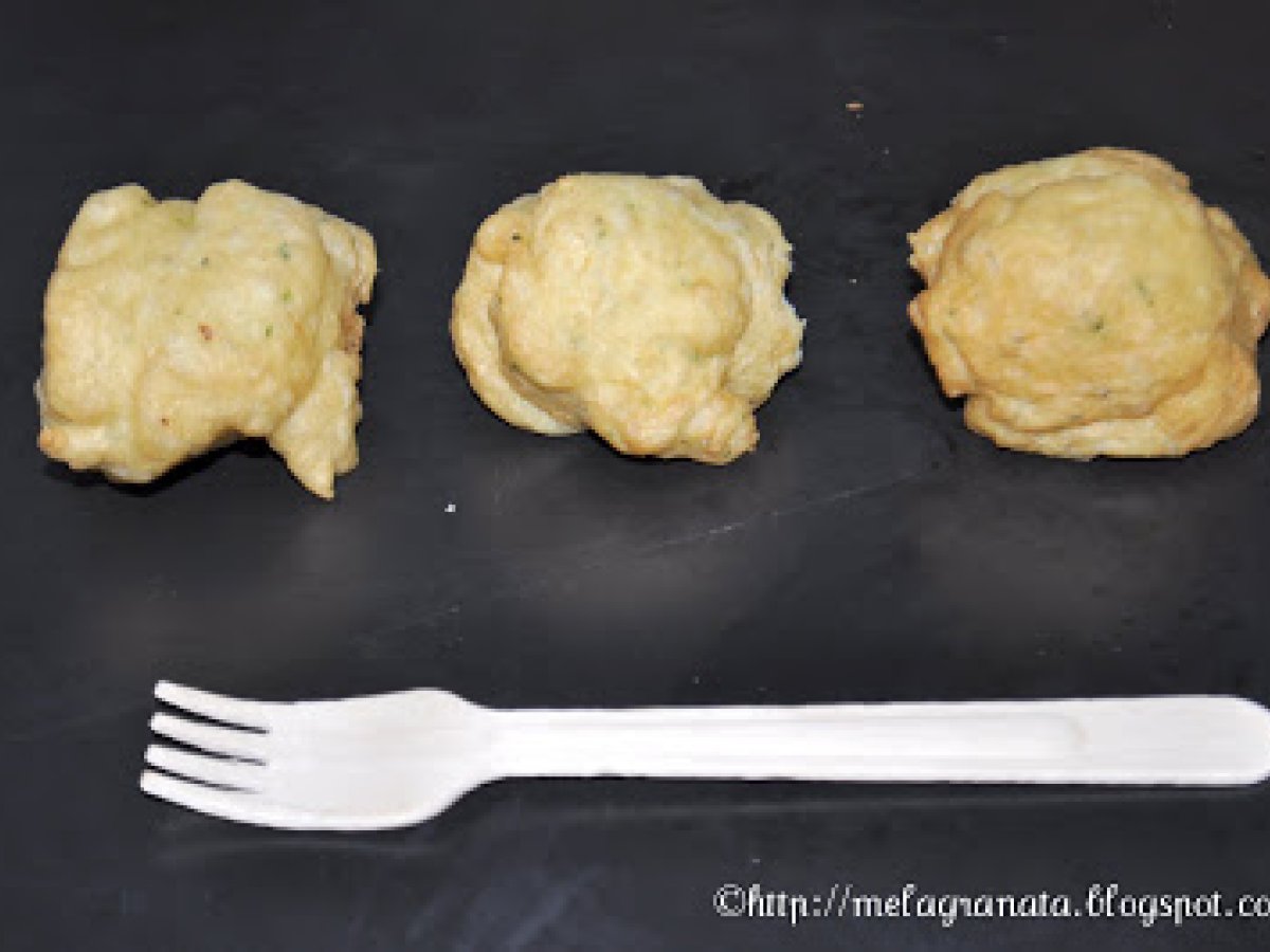 Nuvole di Liguria. Frisceu de gianchetti, ovvero frittelle di bianchetti - foto 3