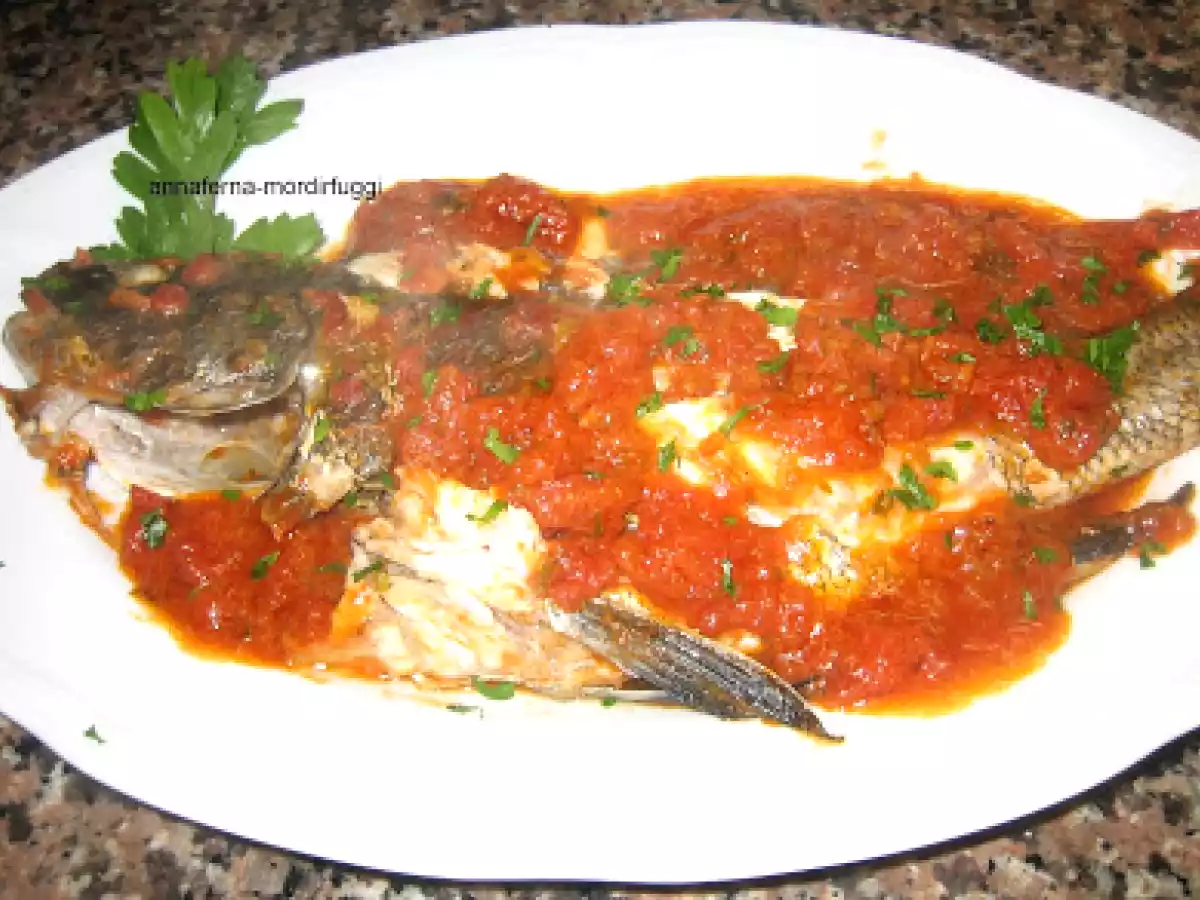 OMBRINA AL POMODORO (IN FAMIGLIA DETTA ALLA LIVORNESE )