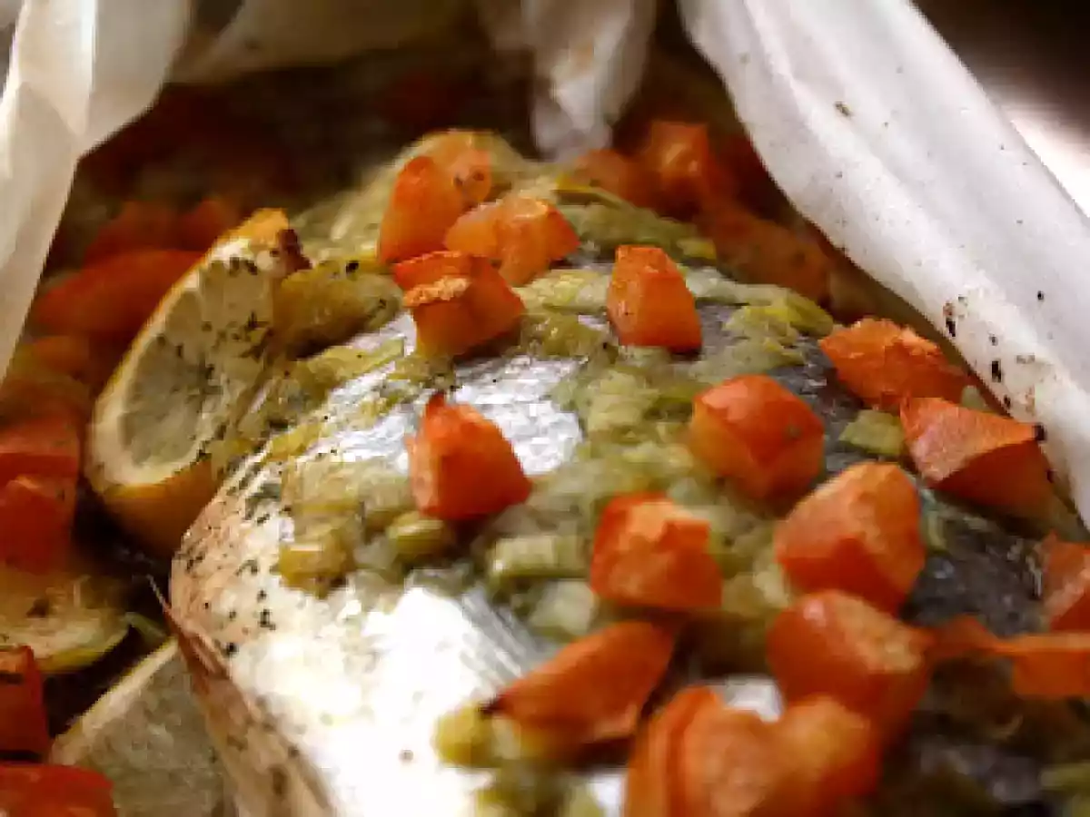 Orata al cartoccio con porri - foto 3