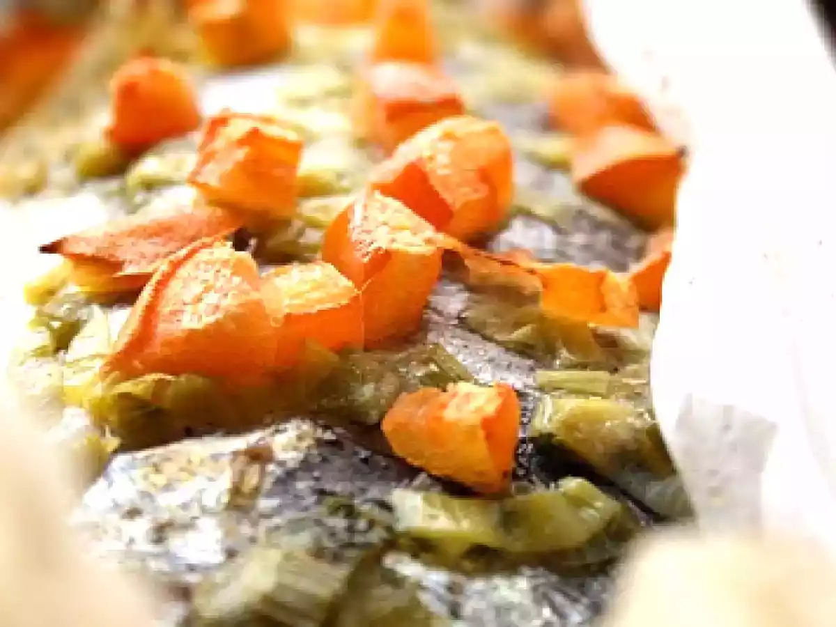 Orata al cartoccio con porri - foto 5