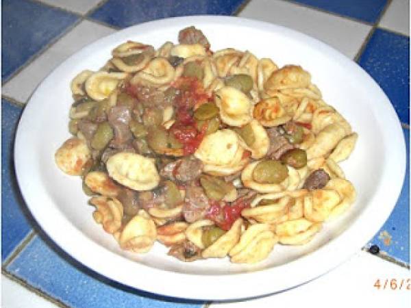 Orecchiette con agnello e fave