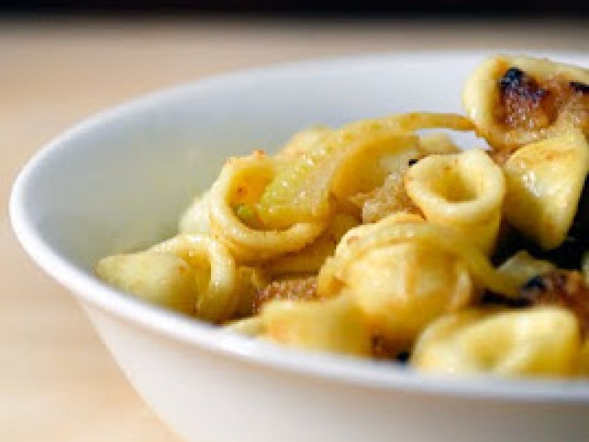 ORECCHIETTE FINOCCHI E BRICIOLE AL PROFUMO DI LIMONE