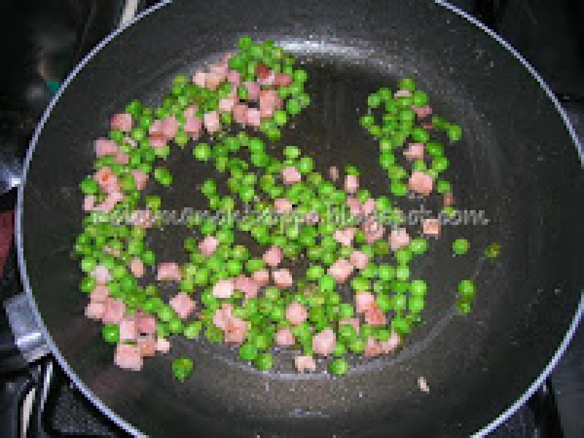 ORECCHIETTE PROSCIUTTO, PISELLI E PEPE ARCOBALENO - foto 2