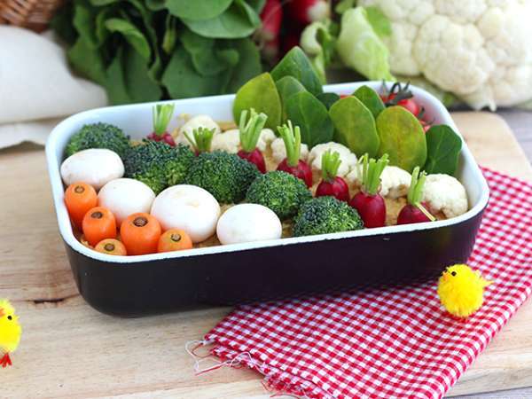 Orto di Pasqua (hummus e verdure) Orto di Pasqua (hummus e verdure)