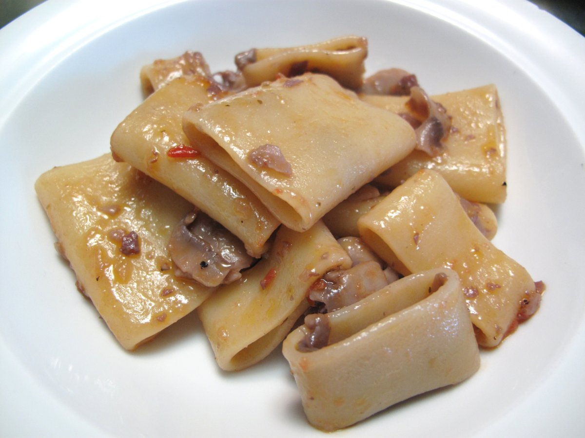 Paccheri ai funghi ubriachi