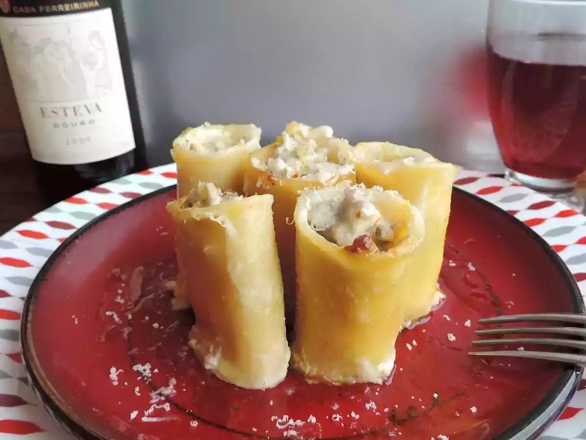 Paccheri al forno con philadelphia e salsiccia