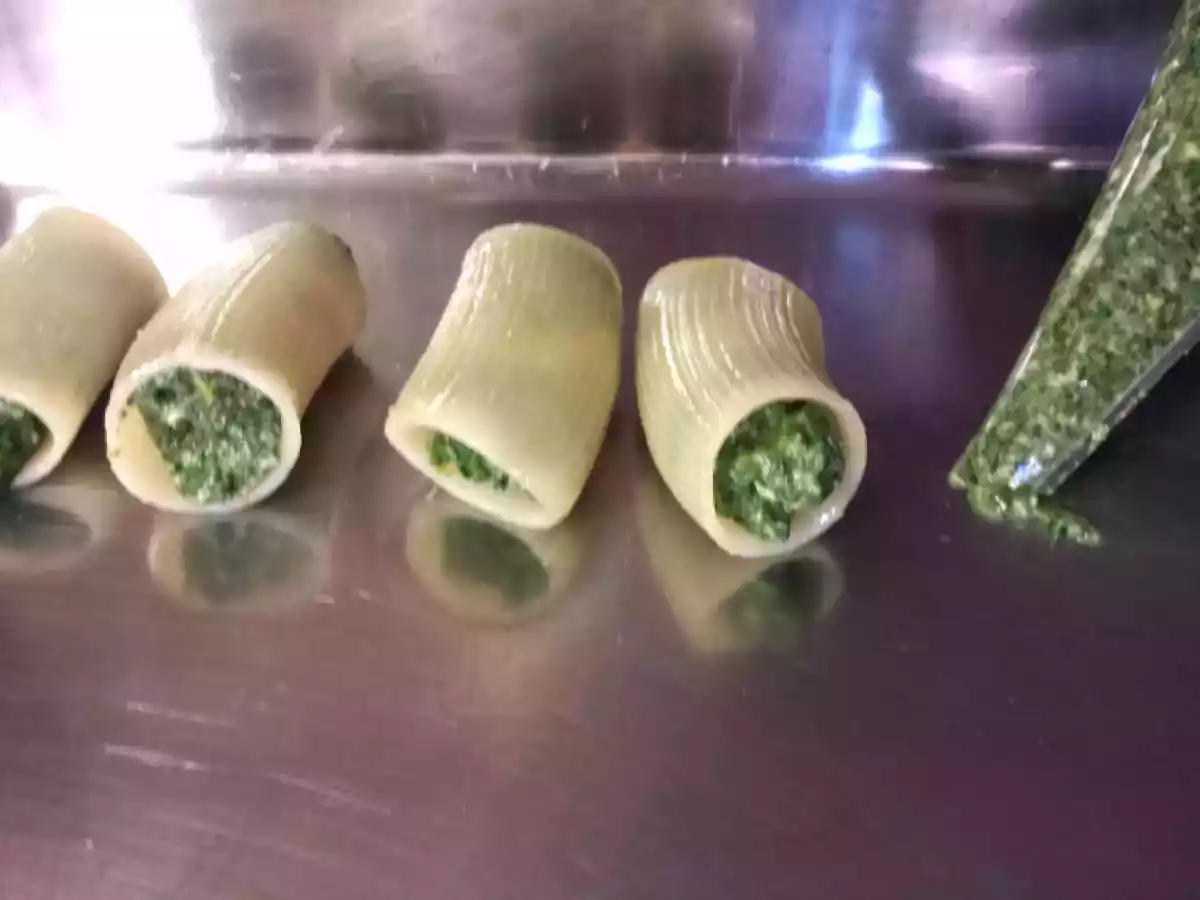Paccheri gratinati con crema di spinaci e ricotta - foto 2