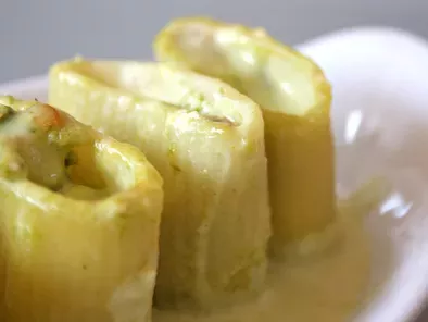 Paccheri gratinati ripieni alla crema di asparagi