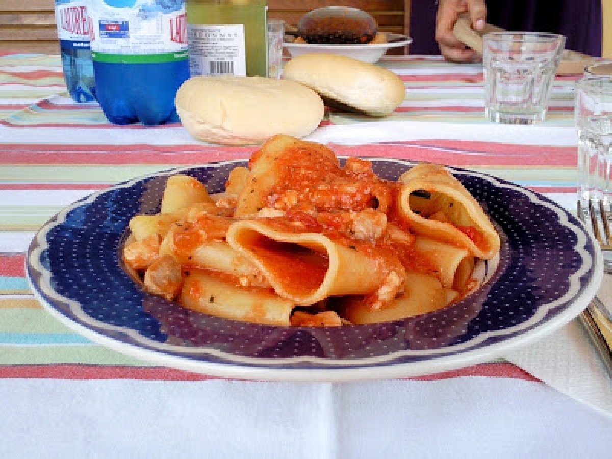 Paccheri Lisci al Pesce Spada con Dragoncello - foto 3