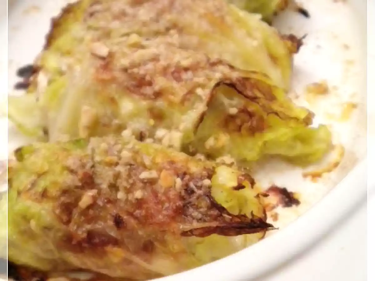 Pacchettini di verza ripieni di crudo, ricotta e noci - foto 2