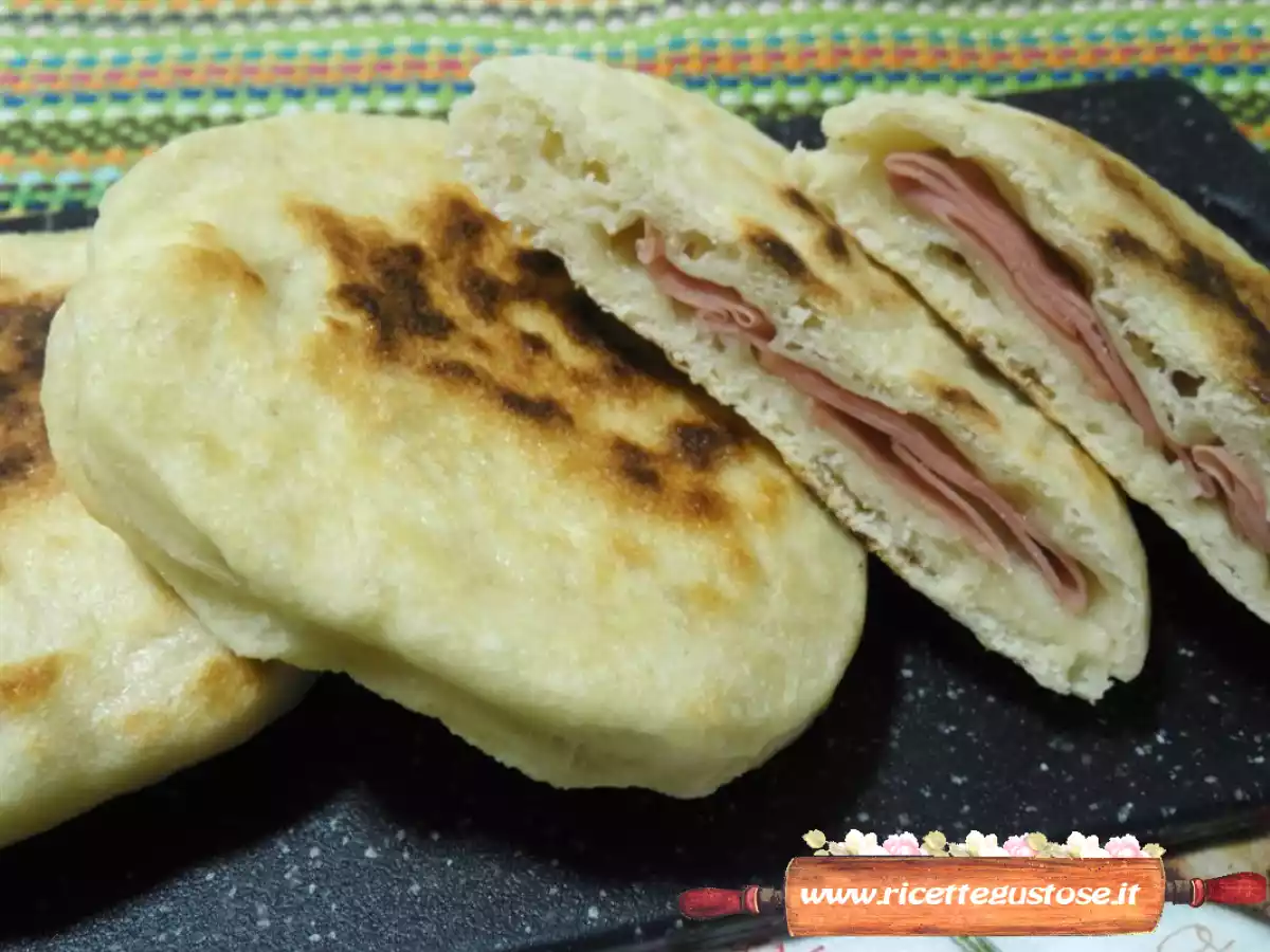 Pagnottelle farcite in padella