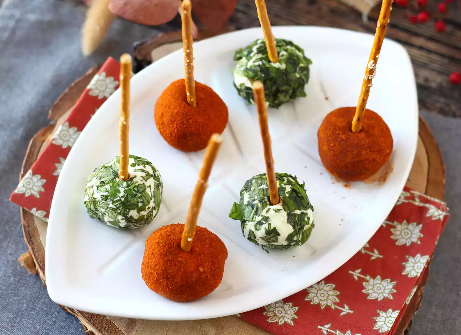 Palline di ricotta salate: stuzzichini facili e veloci per aperitivi golosi