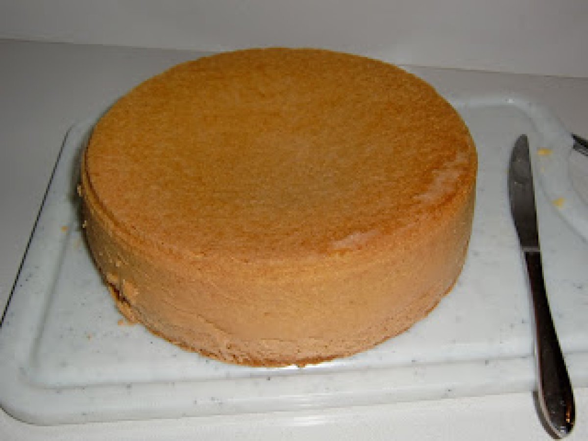 PAN DI SPAGNA ALLA FRUTTA SECCA