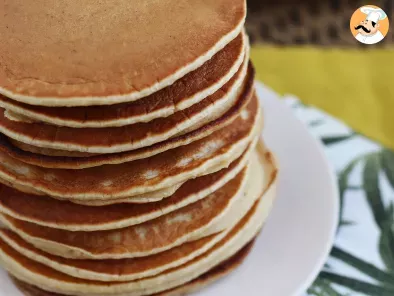 Pancakes alla banana - Ricetta facile - foto 2