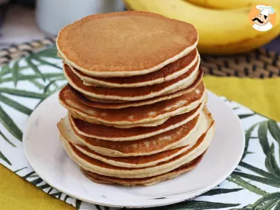 Pancakes alla banana - Ricetta facile - foto 4