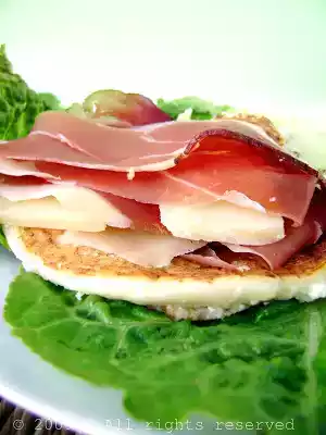 Pancakes salati alla ricotta