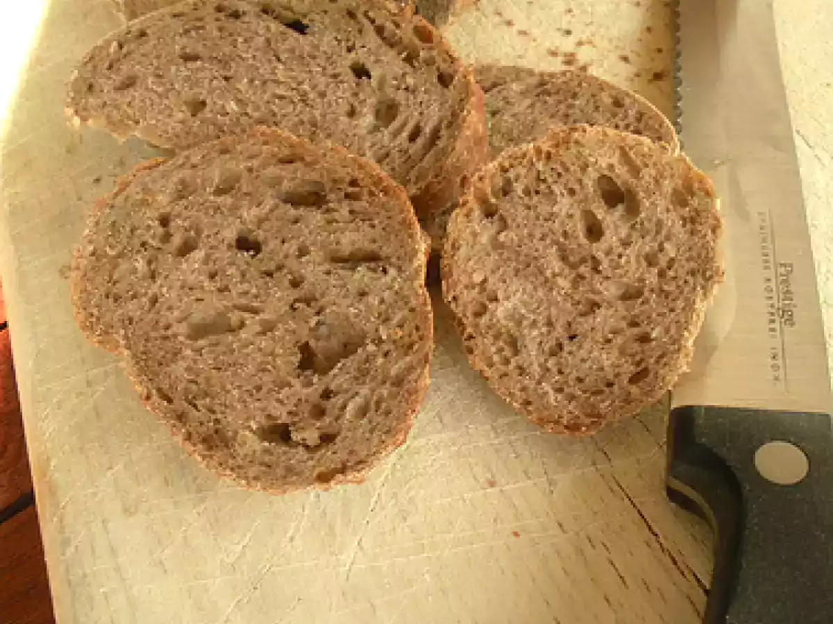 PANE AI 7 CEREALI E NOCI