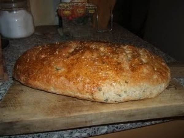 Pane al basilico e prezzemolo