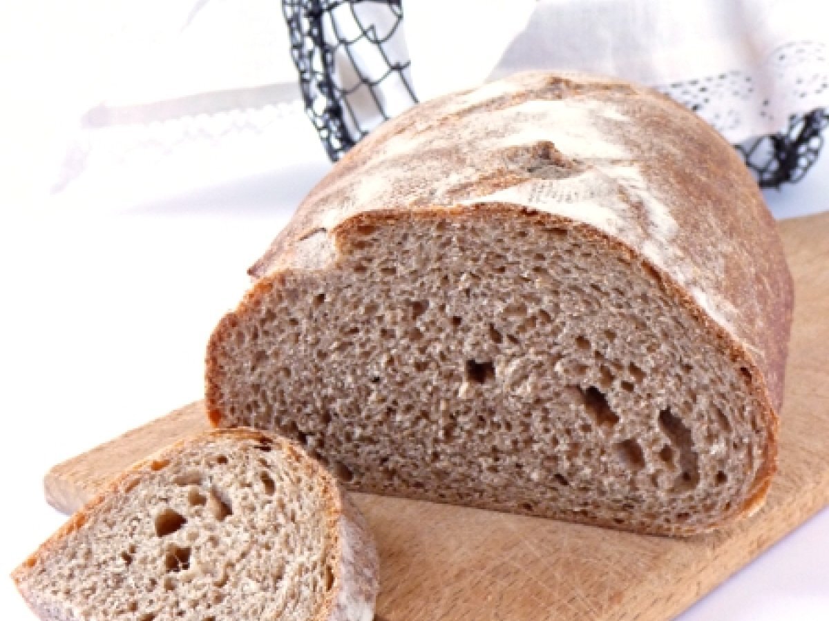 Pane al farro con pasta madre