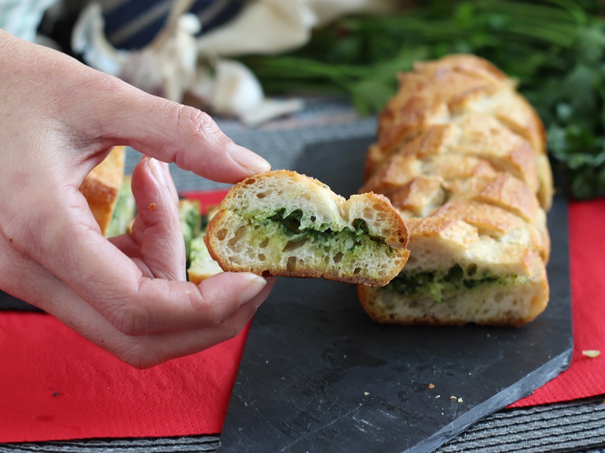 Pane all'aglio e prezzemolo - foto 3