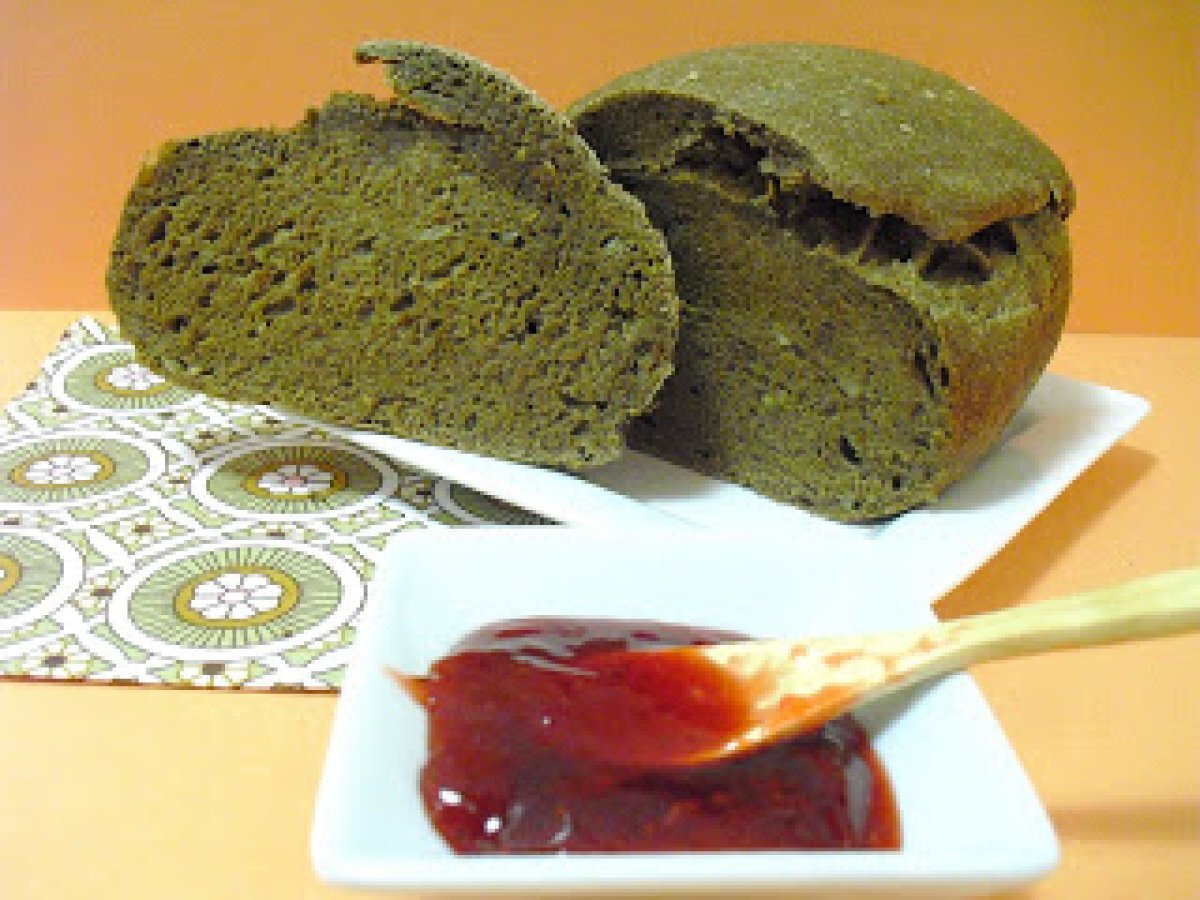 Pane alla segale con la macchina del pane - foto 2