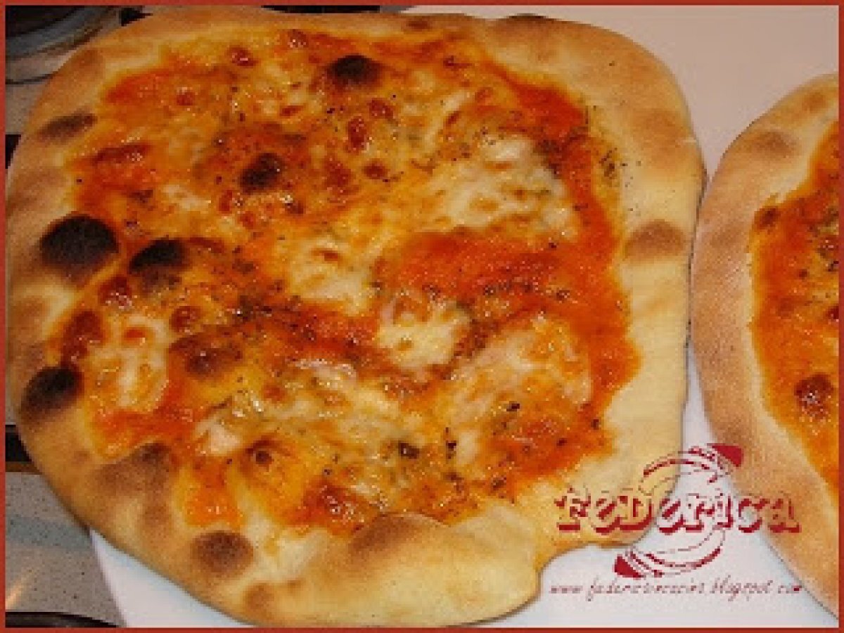 Pane e pizza con albumi - foto 2