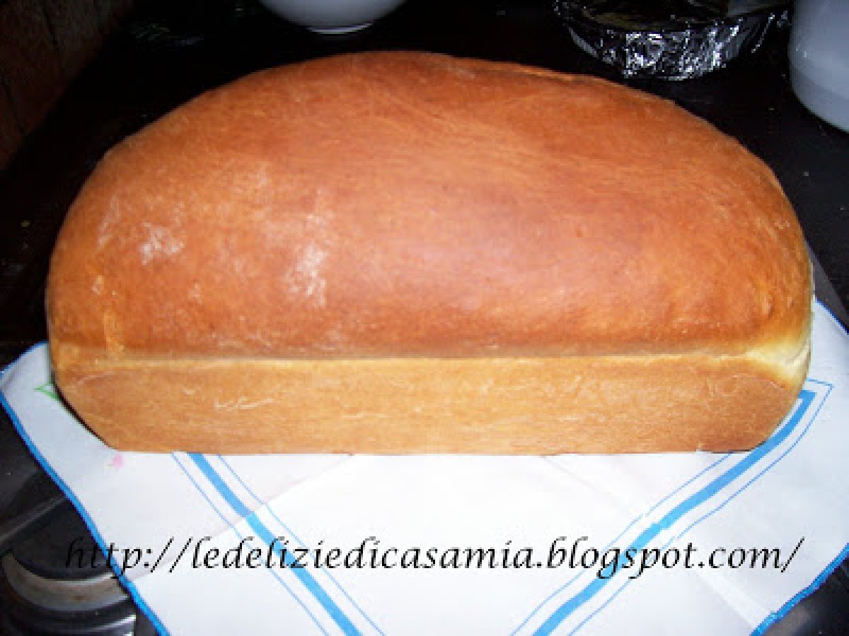 Pane in cassetta con lo yogurt