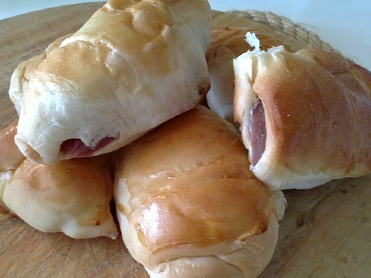 Panini al latte con wurstel