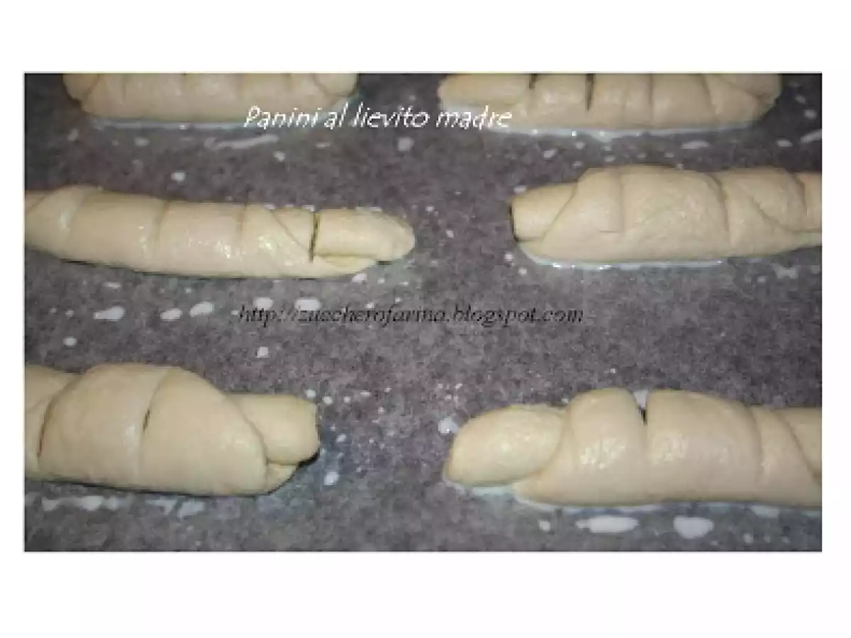 Panini arrotolati con lievito madre - foto 3