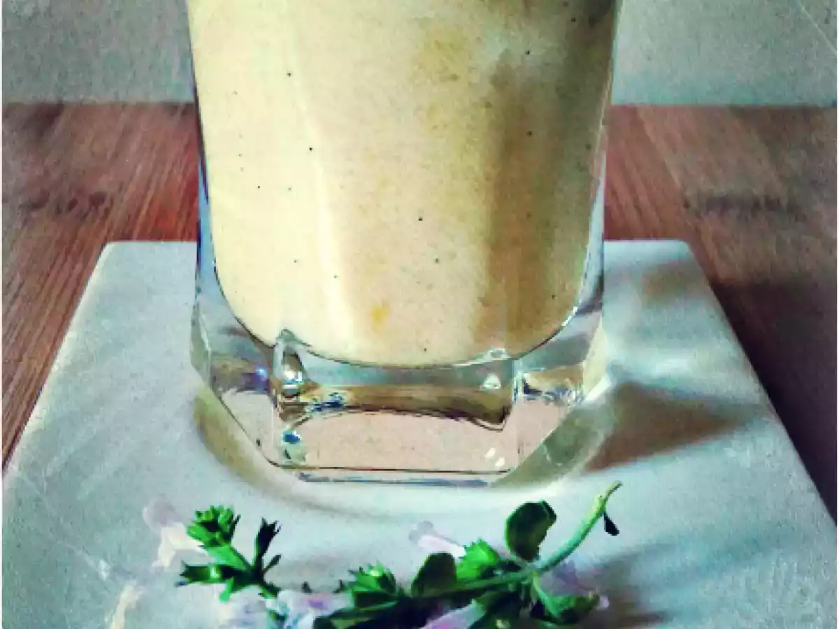 PANNA COTTA AL MANGO CON GELATINA DI MIELE ALLA VIOLETTA