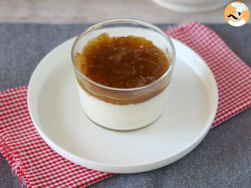 Panna cotta alla vaniglia con salsa ai fichi, foto 2