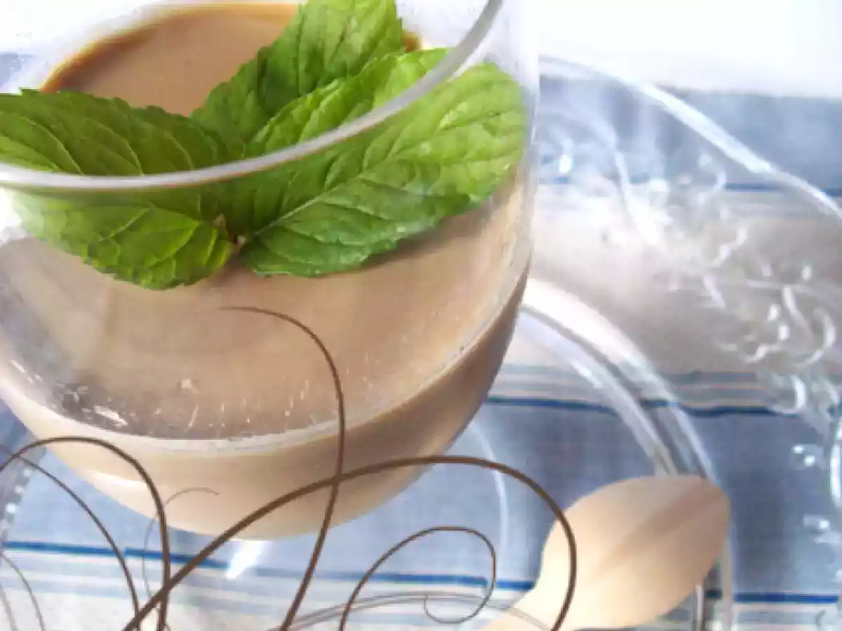 Panna cotta digestiva alla liquirizia