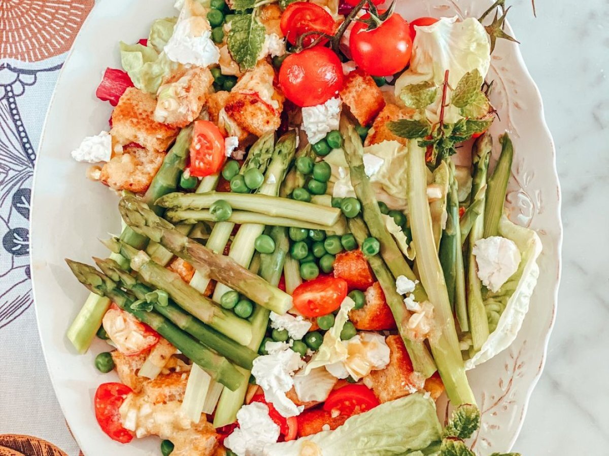 Panzanella primaverile