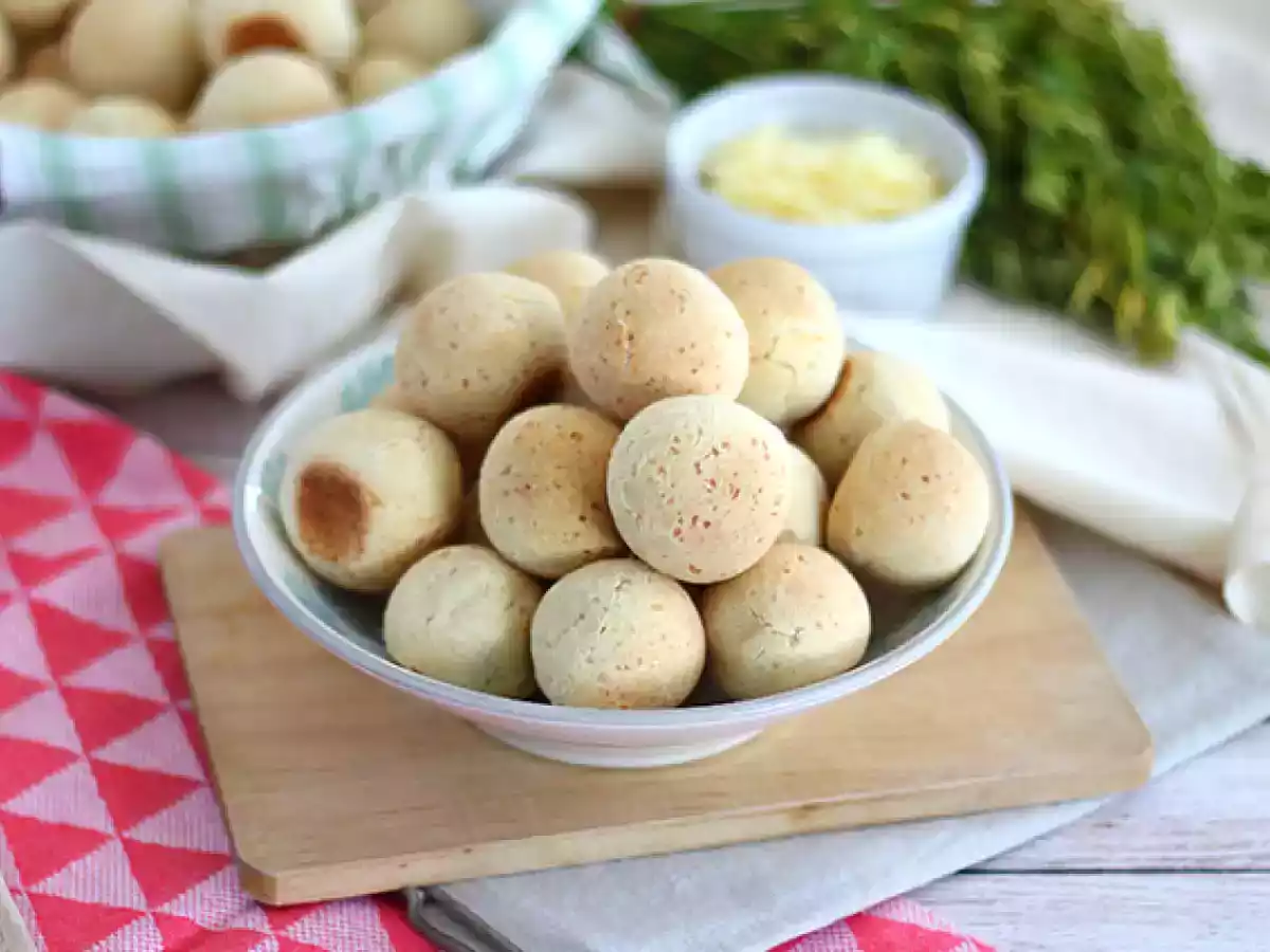 Pão de Queijo - la ricetta brasiliana dei panini al formaggio
