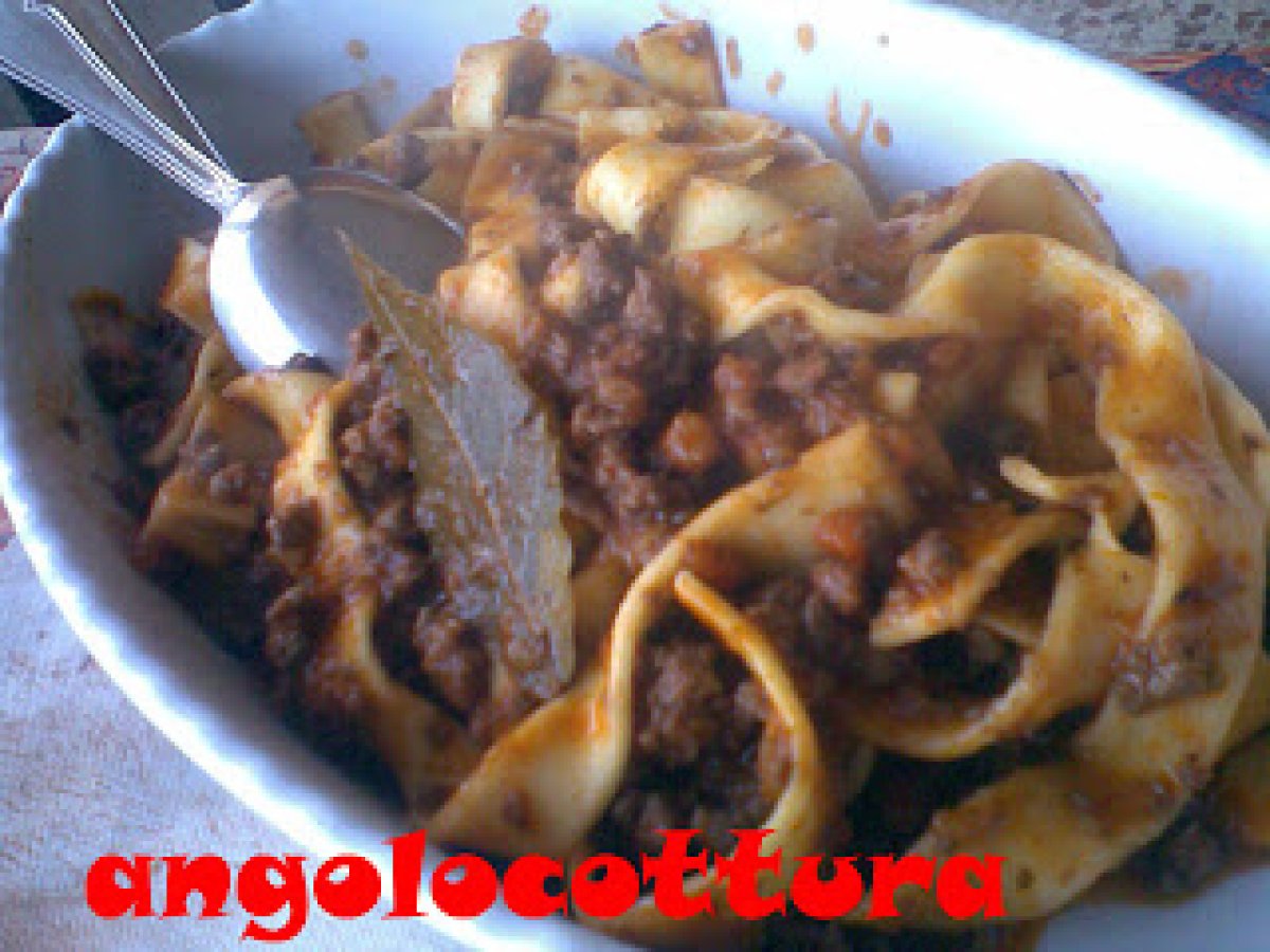 Pappardelle con Ragu'di lepre