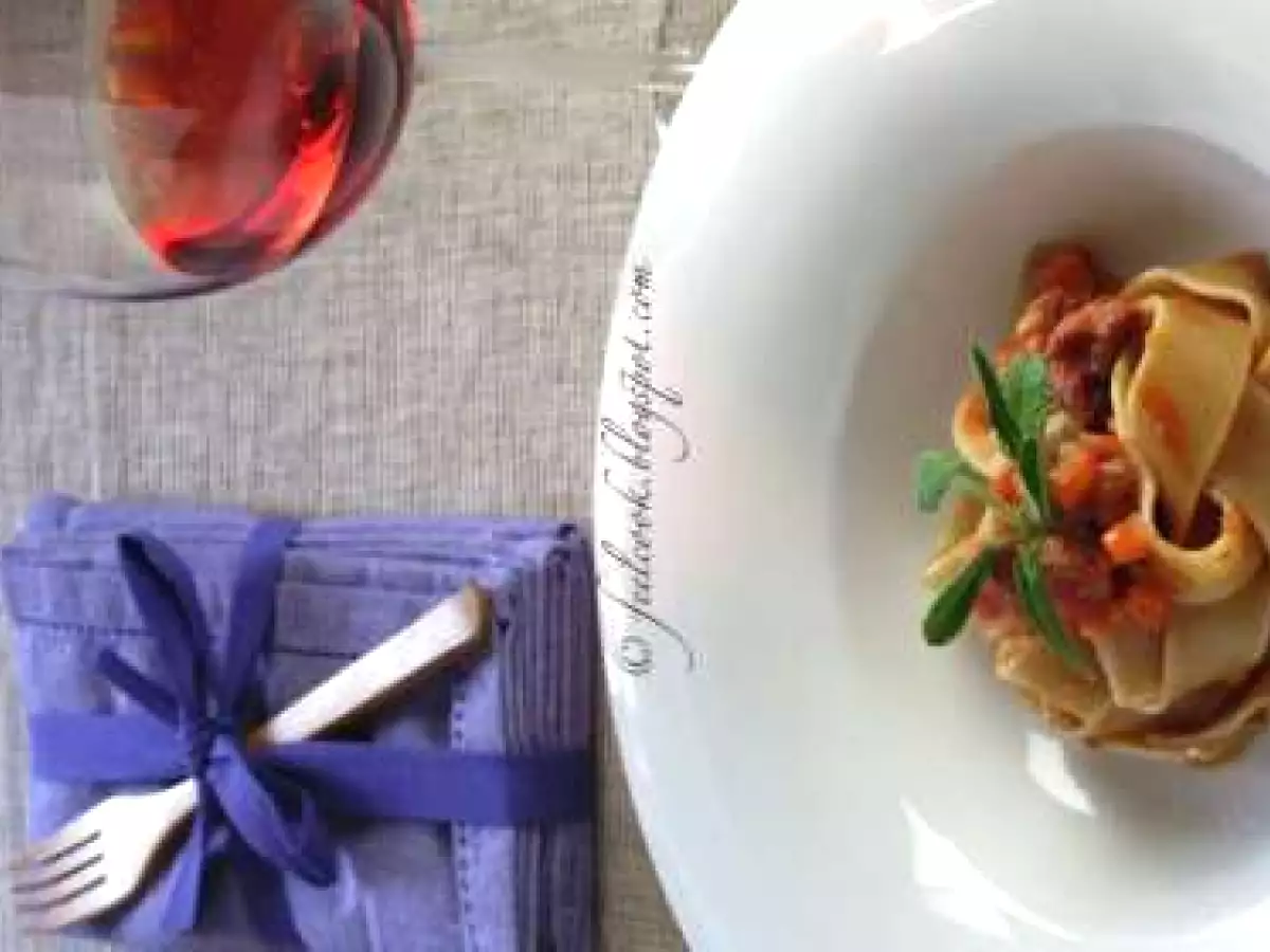 Pappardelle integrali al ragù di salsiccia di Bra - foto 2