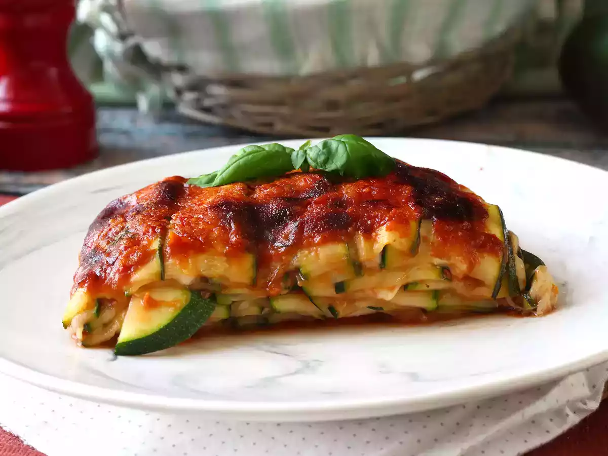 Parmigiana di zucchine in friggitrice ad aria: veloce, leggera e croccante - foto 3