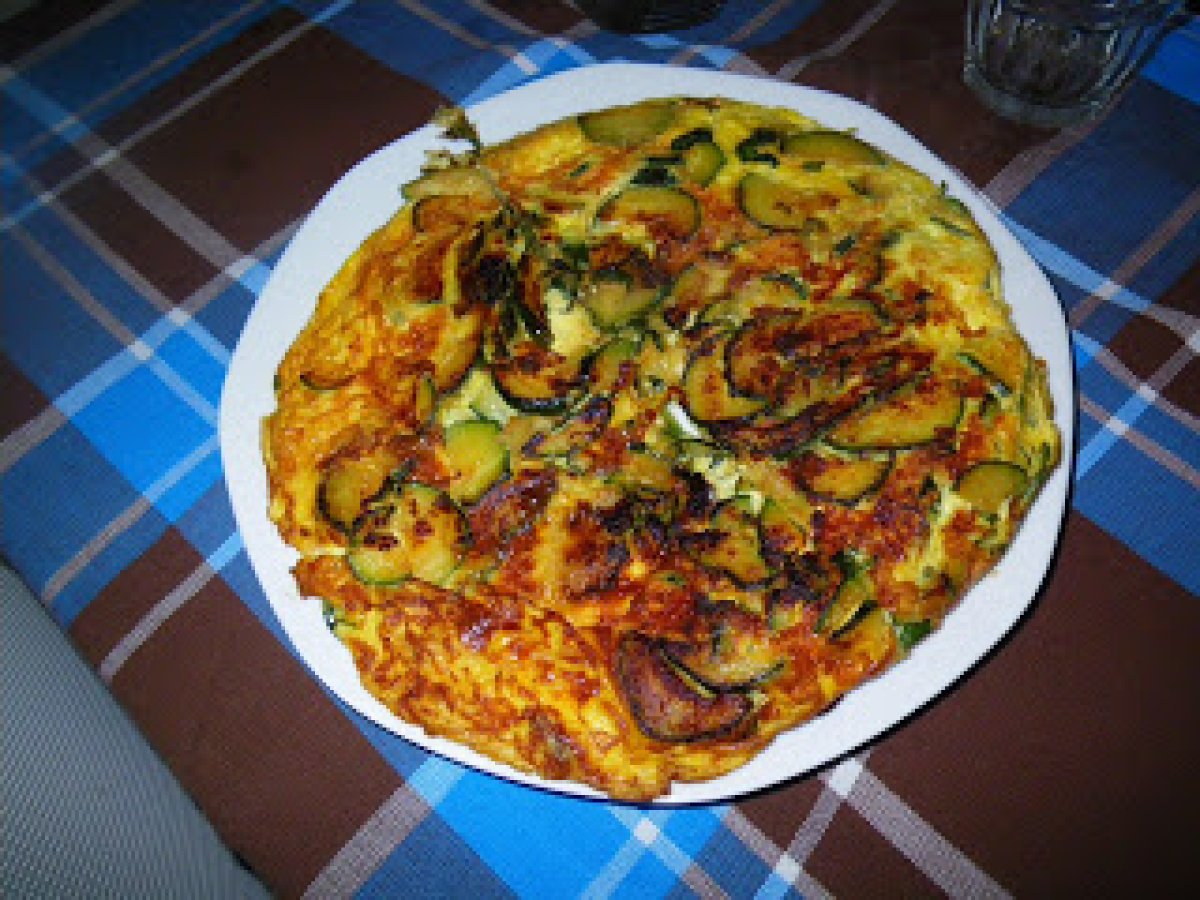 Pasta ai funghi, Petti di Pollo alla boscaiola e Frittata di zucchine