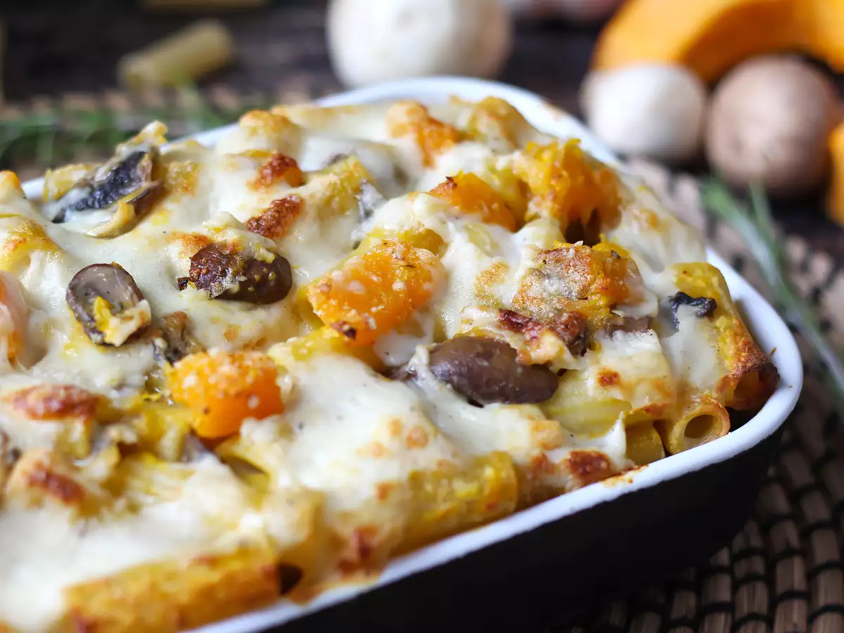 Pasta al forno con zucca, funghi e besciamella - foto 3