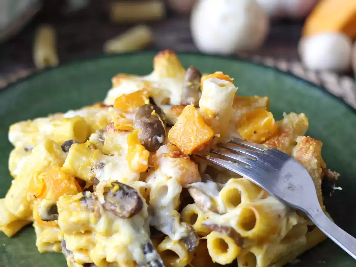 Pasta al forno con zucca, funghi e besciamella - foto 2